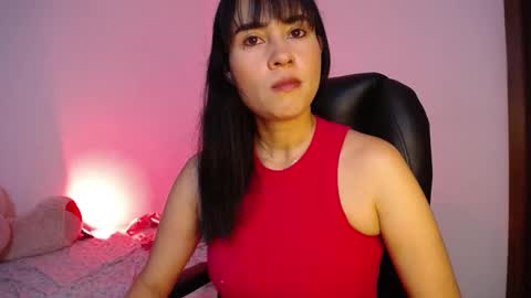 Snapshot of kelly_richardson1 chatting on December 11, 3:26 pm elena online show from December 11, 3:26 pm