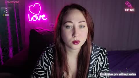 Snapshot of kellycrystall chatting on September 28, 9:14 am kellycrystall online show from September 28, 9:14 am