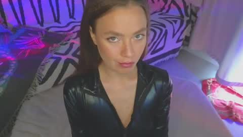 KellyFouler online show from May 31, 5:24 am