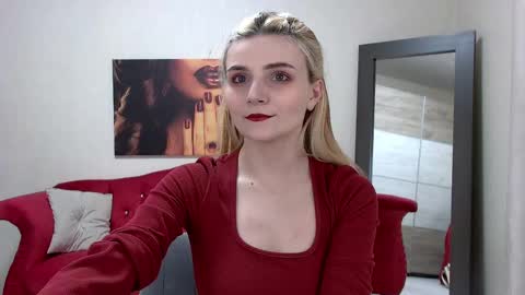 Kelly Stoneys online show from March 5, 7:17 pm