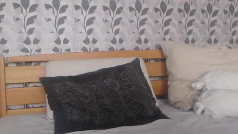 kelywild20 online show from February 14, 8:27 am