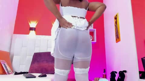 kendal_hot69_ online show from May 9, 12:07 pm