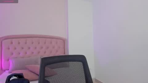 Kendall online show from February 5, 6:16 am