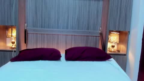 Kendal online show from December 10, 11:43 am