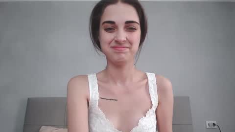 kendi snow online show from February 16, 5:04 am