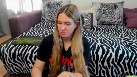 Kendra online show from October 1, 2:16 am