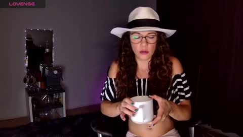 Kendra online show from February 12, 2:14 am