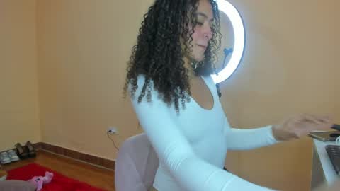 Kenia online show from March 27, 7:03 pm