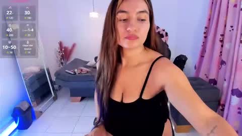 Snapshot of kennawells_ chatting on September 29, 6:35 pm kenna online show from September 29, 6:35 pm