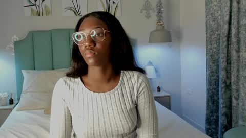 Snapshot of kentha_mitchells chatting on February 26, 10:27 am kentha_mitchells online show from February 26, 10:27 am