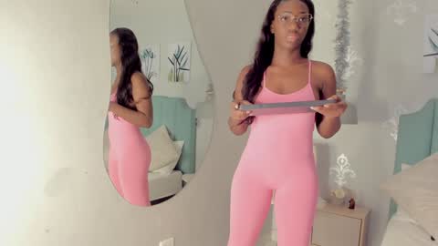 Snapshot of kentha_mitchells chatting on January 24, 10:32 am kentha_mitchells online show from January 24, 10:32 am