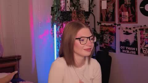 Lisa online show from January 7, 9:01 am