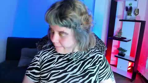 Kenzie online show from November 20, 5:30 am