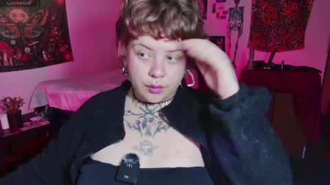 Kenzie online show from April 7, 5:53 am