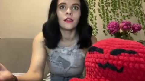 Jenny online show from May 31, 7:15 pm