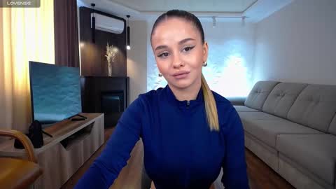 Snapshot of kerelai chatting on February 19, 12:00 pm Kerelai online show from February 19, 12:00 pm