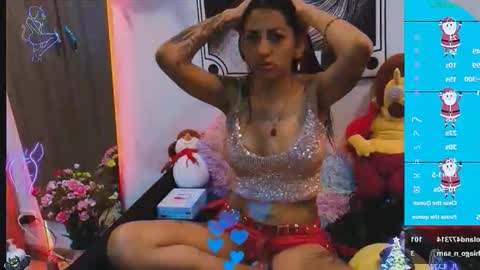 khaleesy online show from December 4, 9:48 pm