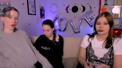 khloebeauty online show from February 13, 8:21 pm