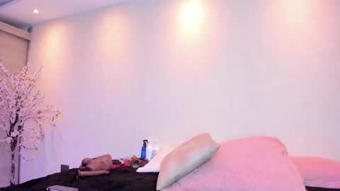    N         M online show from October 27, 11:50 am