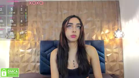 kiara_velvet__ online show from February 22, 7:59 pm