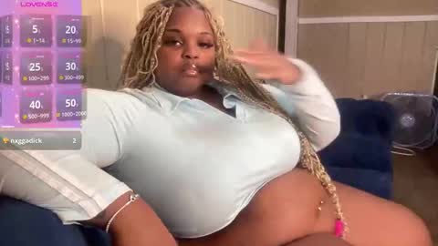 KiaraSugars online show from November 12, 3:15 am