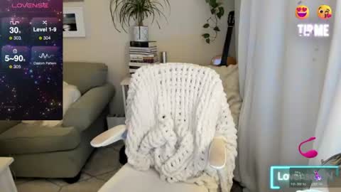 Kiera Reines online show from July 18, 3:54 am