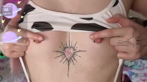 kiki_blue_eyes online show from February 22, 6:47 am