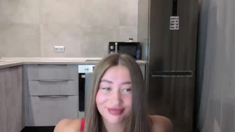 Snapshot of killer__girls chatting on October 8, 9:19 pm EvaAnna online show from October 8, 9:19 pm