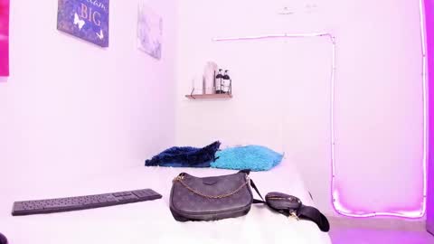 Snapshot of kim_baker1 chatting on January 15, 7:44 pm kim online show from January 15, 7:44 pm