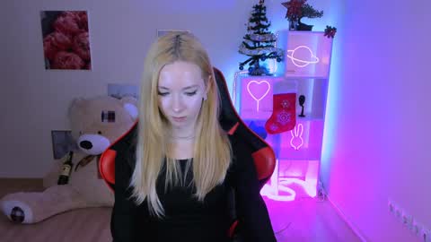 kim_boyd online show from January 13, 4:08 pm