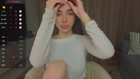 KIM online show from July 11, 9:26 pm