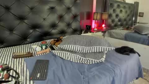 Kim Marquez online show from March 11, 10:01 pm