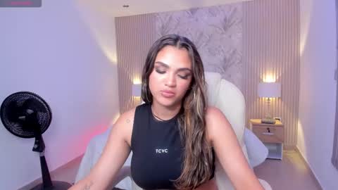 Kim online show from March 6, 8:04 pm