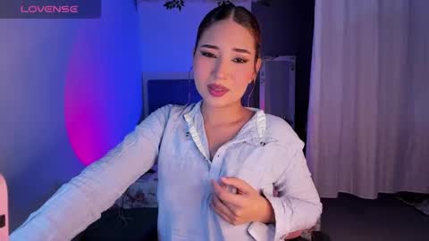Kim online show from May 30, 6:22 am