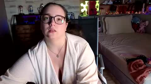 kimberlycaprice online show from March 19, 7:35 am