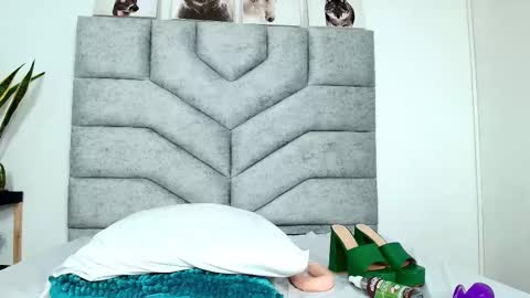 kimberlyfox_t online show from January 16, 8:05 pm