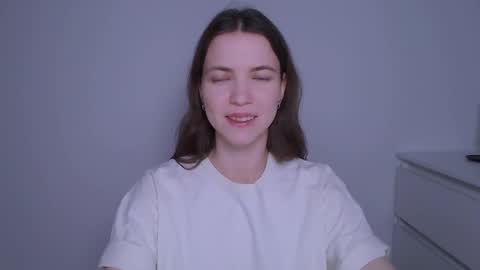 Snapshot of kimberlyhart_ chatting on December 10, 10:06 am Kimberly online show from December 10, 10:06 am