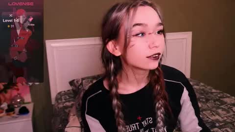 Kimiko online show from November 29, 9:08 pm