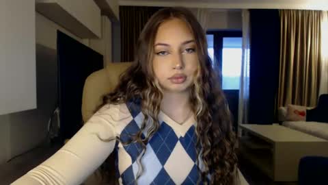 Kim Lee  online show from February 27, 3:26 pm