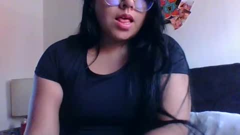 Snapshot of kimmy_kimmy_ chatting on February 23, 8:18 pm Kimmy online show from February 23, 8:18 pm