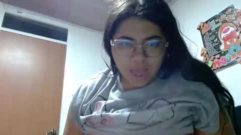 Snapshot of kimmy_kimmy_ chatting on March 7, 3:29 am Kimmy online show from March 7, 3:29 am