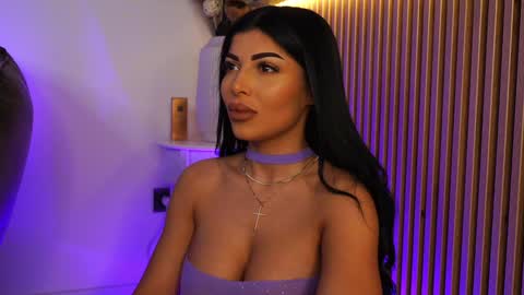 Snapshot of kimybroox chatting on February 6, 10:21 pm Andreea online show from February 6, 10:21 pm