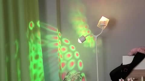 kina_ka online show from October 18, 7:00 am