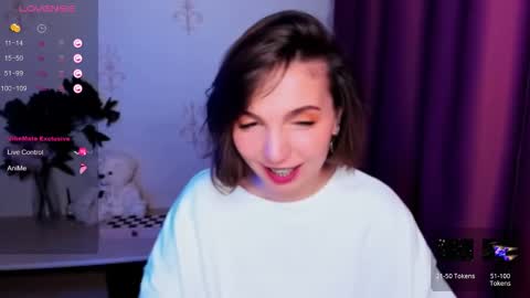 Hazel online show from November 13, 8:30 pm