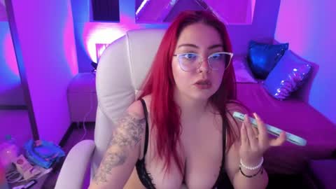  Issabella  online show from July 28, 5:13 pm