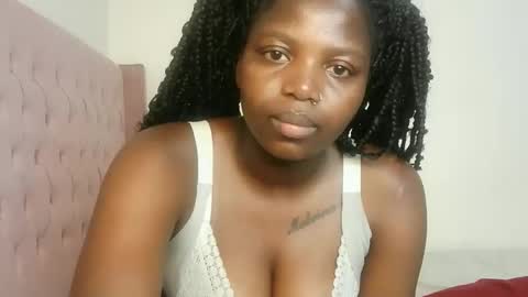 Lola online show from February 13, 1:51 am