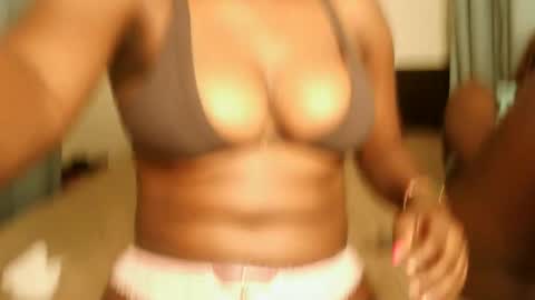 Lola online show from September 17, 8:51 pm