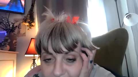 Snapshot of kinkypinkyplay2 chatting on February 3, 6:17 pm Kinky Pinky online show from February 3, 6:17 pm