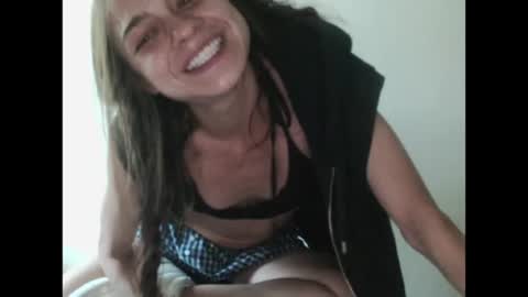 Kira1st  online show from May 30, 4:15 pm