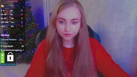 Snapshot of kira_love_sleep chatting on December 25, 4:22 pm you know thumb up me please its important online show from December 25, 4:22 pm